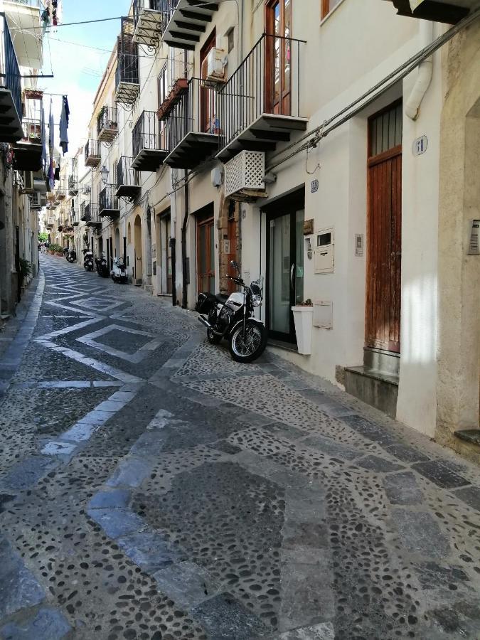 Una Stanza A Cefalù Dış mekan fotoğraf
